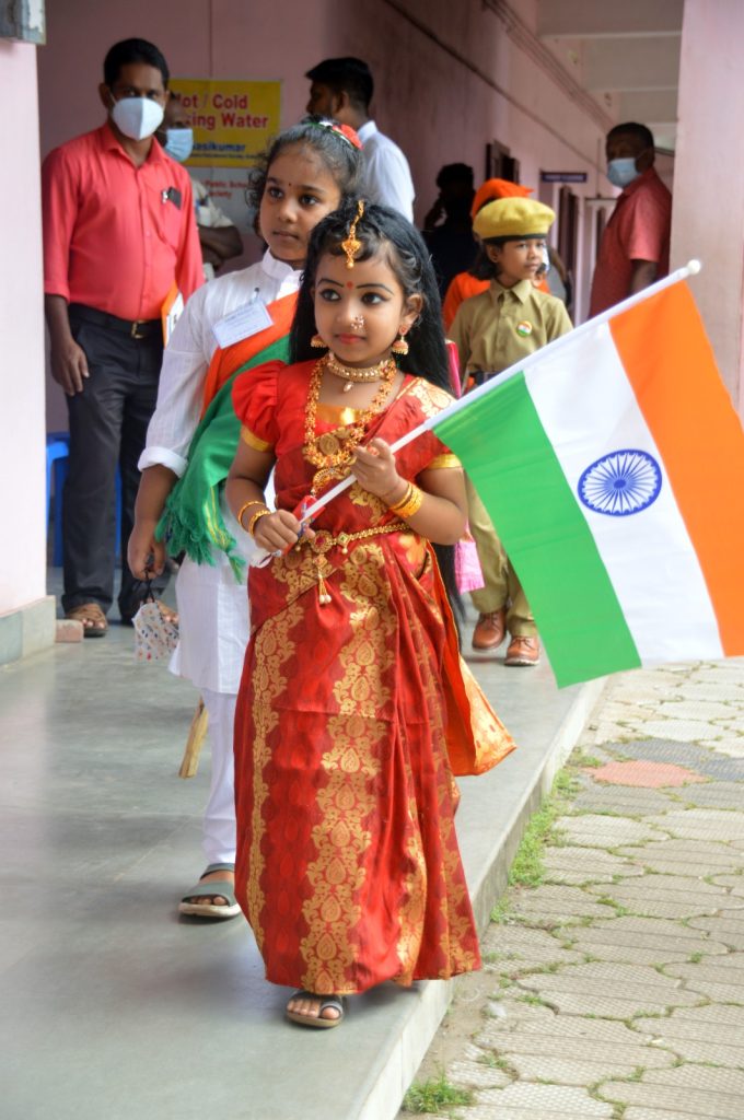 SN Public School 15 August event, students celebrating independence.