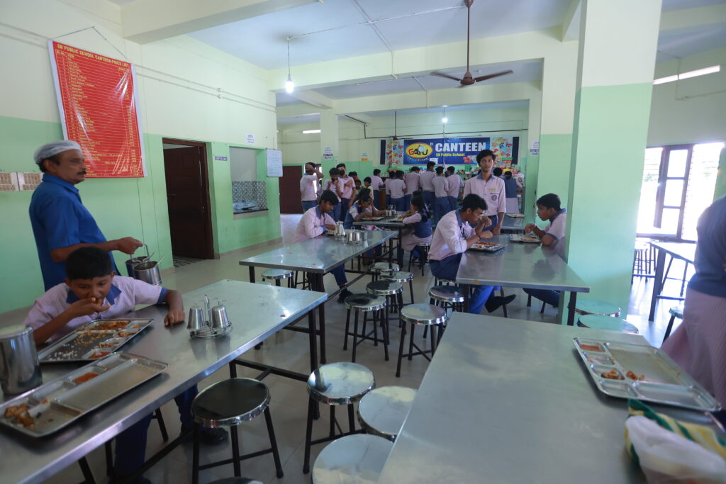 Cafeteria at Sree Narayana Public School
